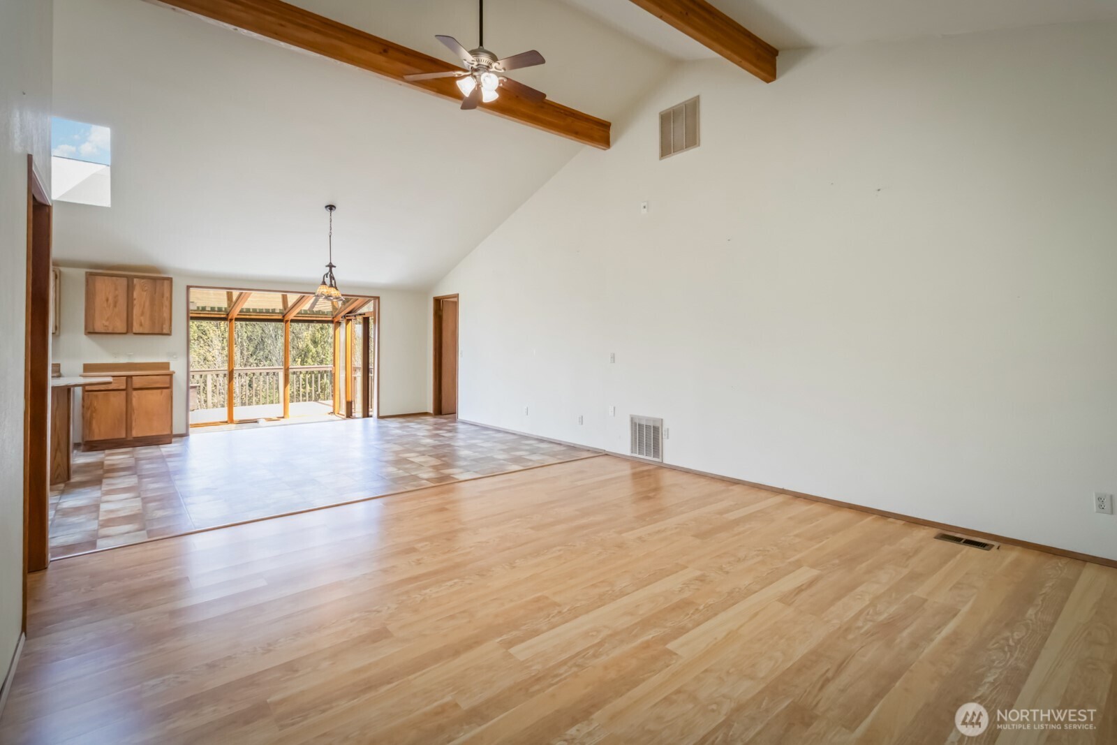 207 Tillicum Drive Property Photo 21