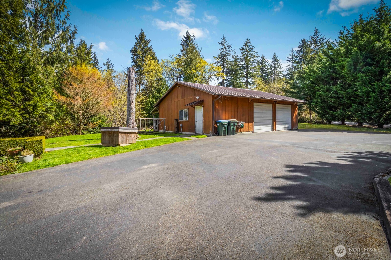 207 Tillicum Drive Property Photo 34