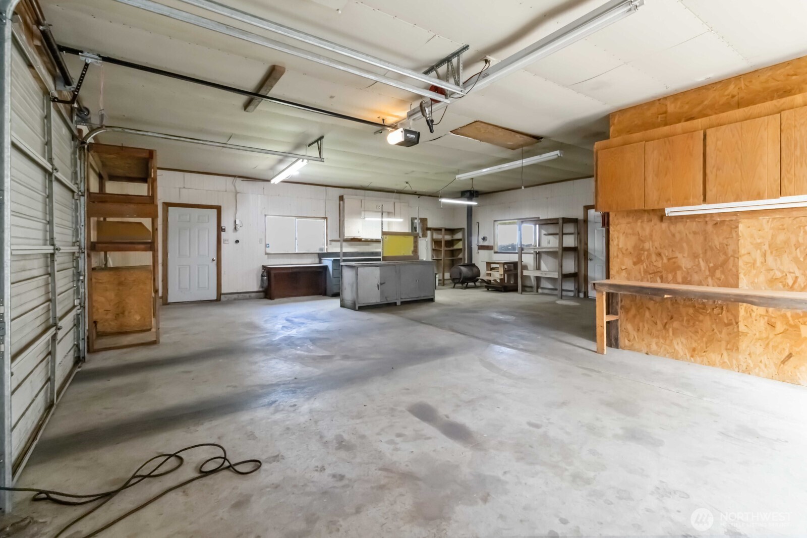 207 Tillicum Drive Property Photo 35