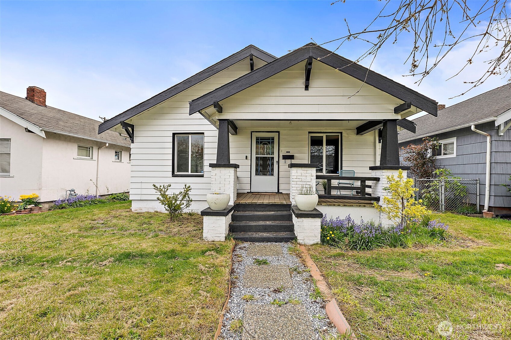 4515 Pacific Avenue Property Photo 2