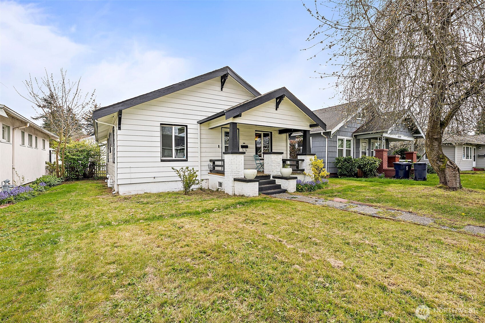4515 Pacific Avenue Property Photo 3