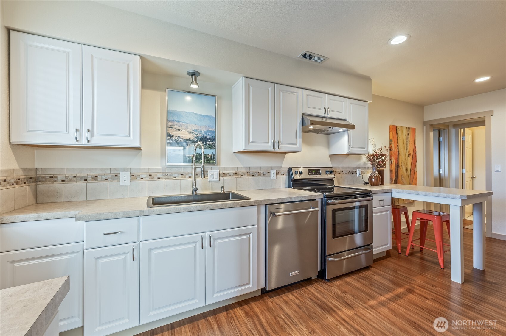 521 23rd Street Property Photo 33