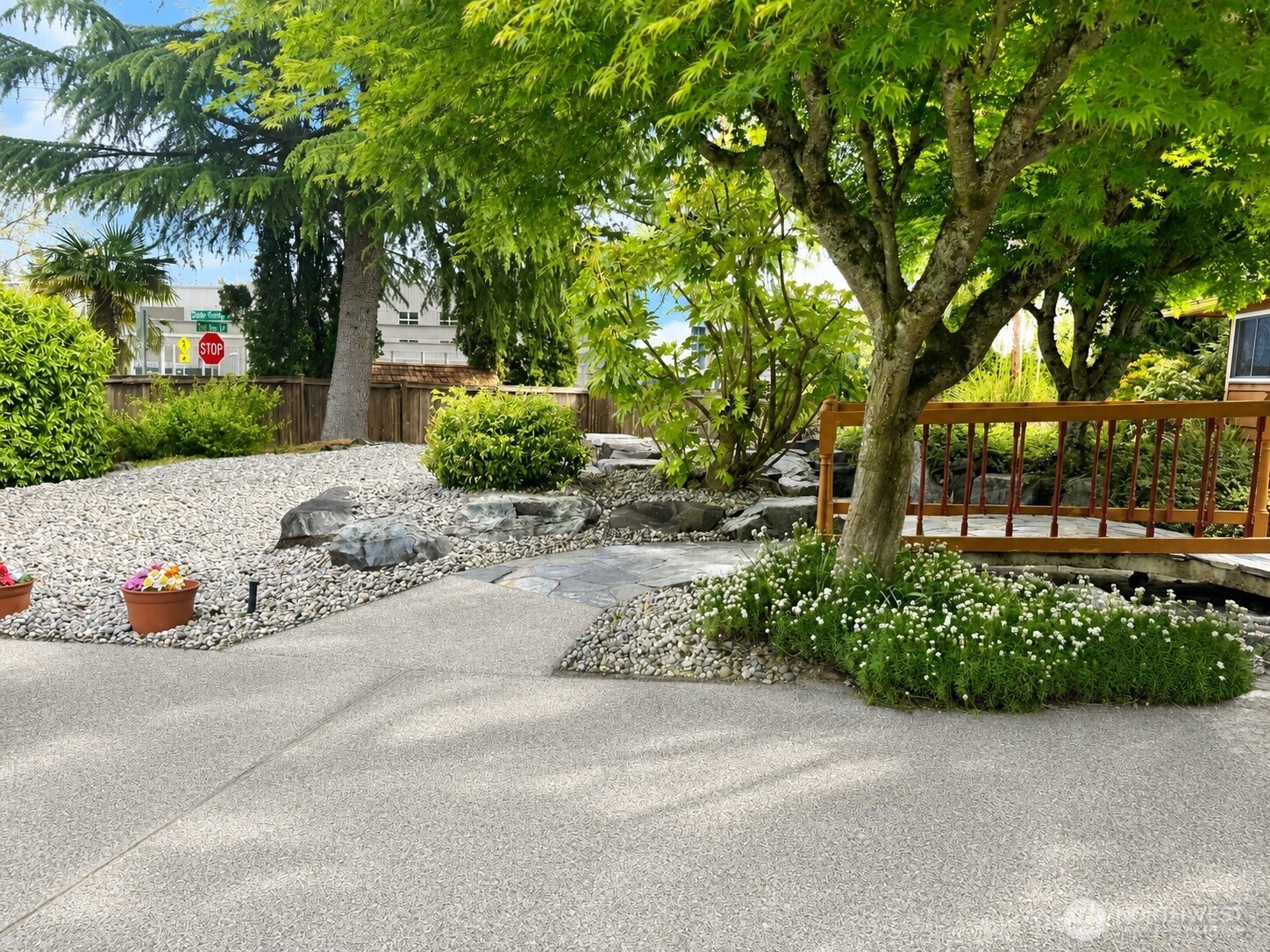 4029 Sanmar Drive Property Photo 3