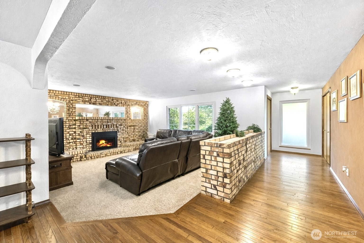 4029 Sanmar Drive Property Photo 7