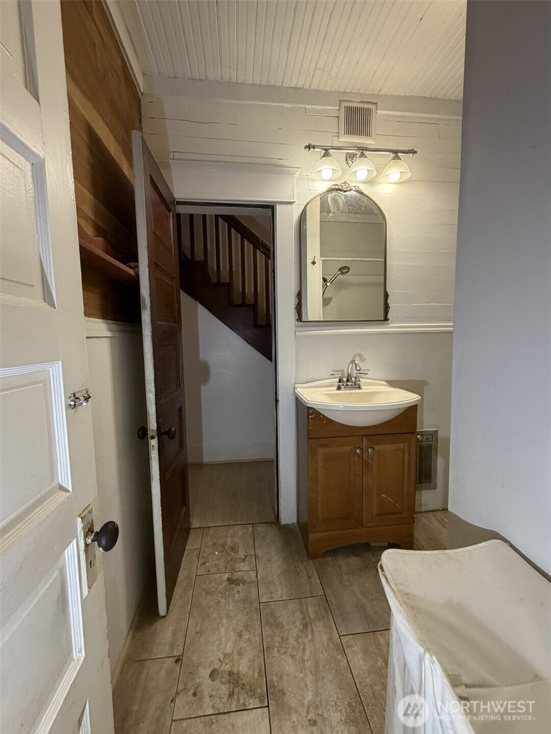 918 W Cushing Street Property Photo 22