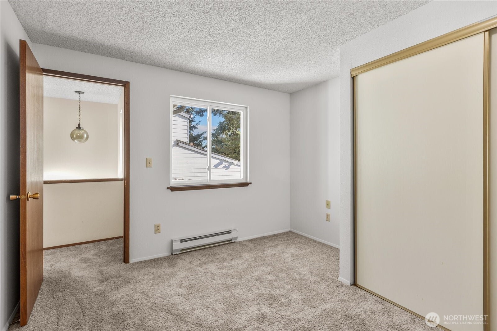 15914 3rd Place C Property Photo 20