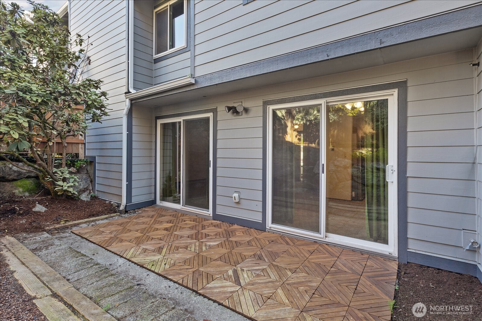 15914 3rd Place C Property Photo 28