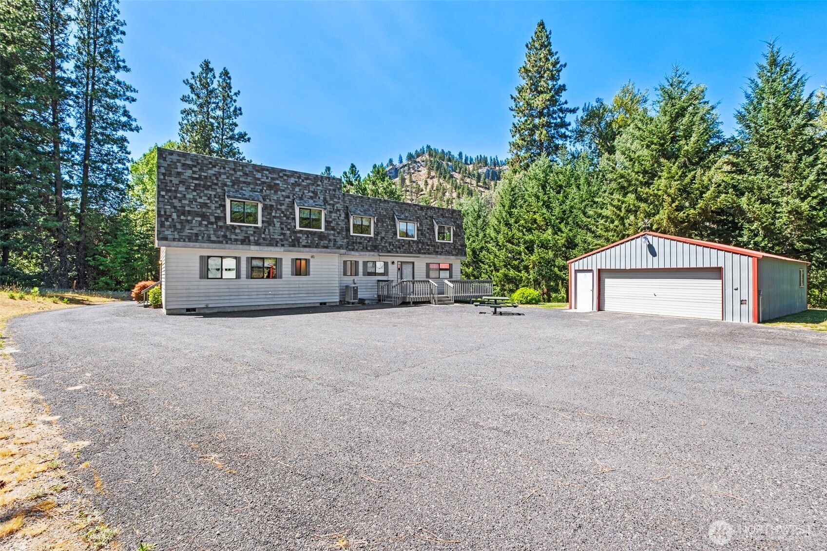 9585 Eagle Creek Property Photo 11