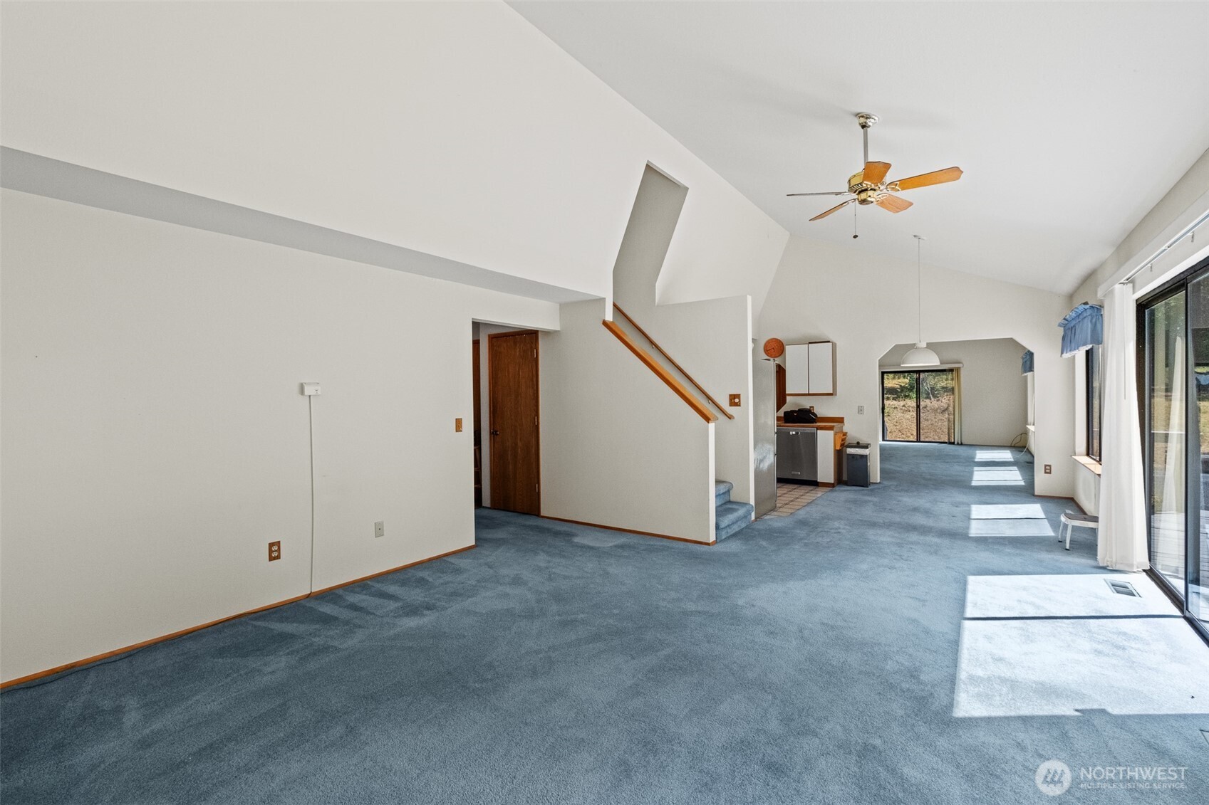 9585 Eagle Creek Property Photo 18