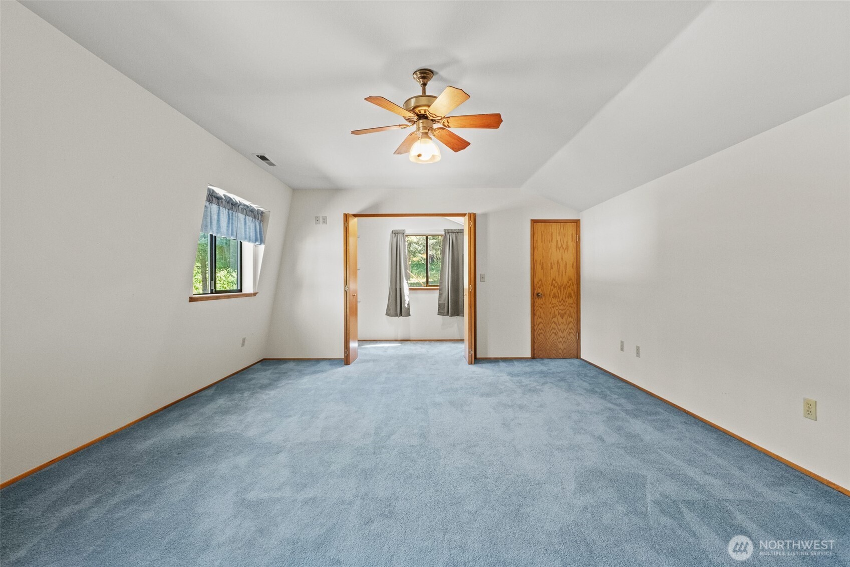9585 Eagle Creek Property Photo 33