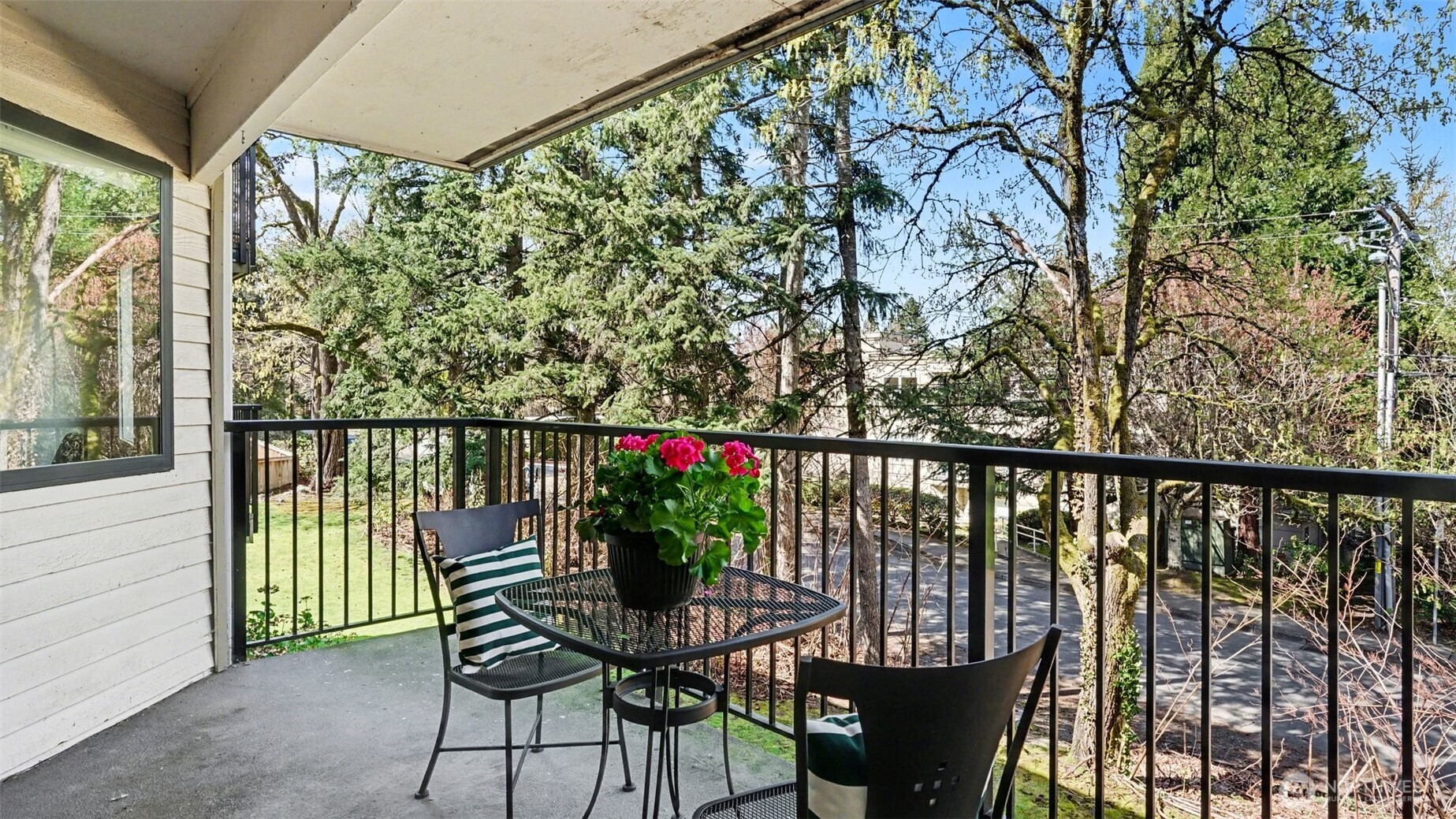 830 Kirkland Way 202 Property Photo 5