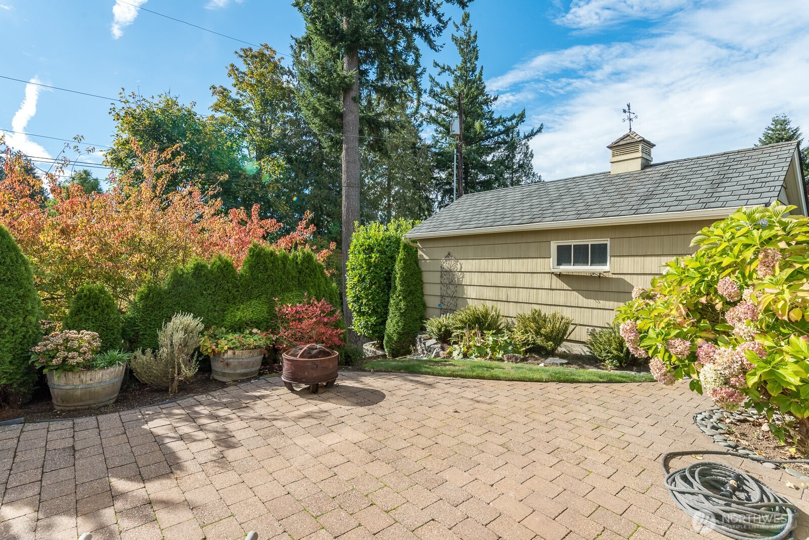 4436 Seahurst Property Photo 35