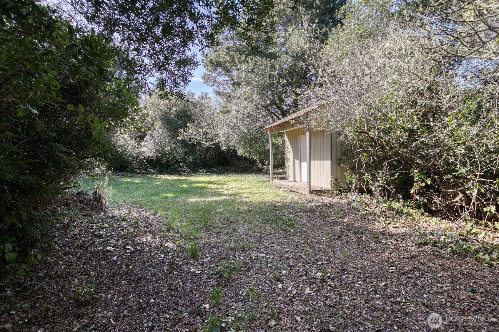 265 Wishkah Street Property Photo 5