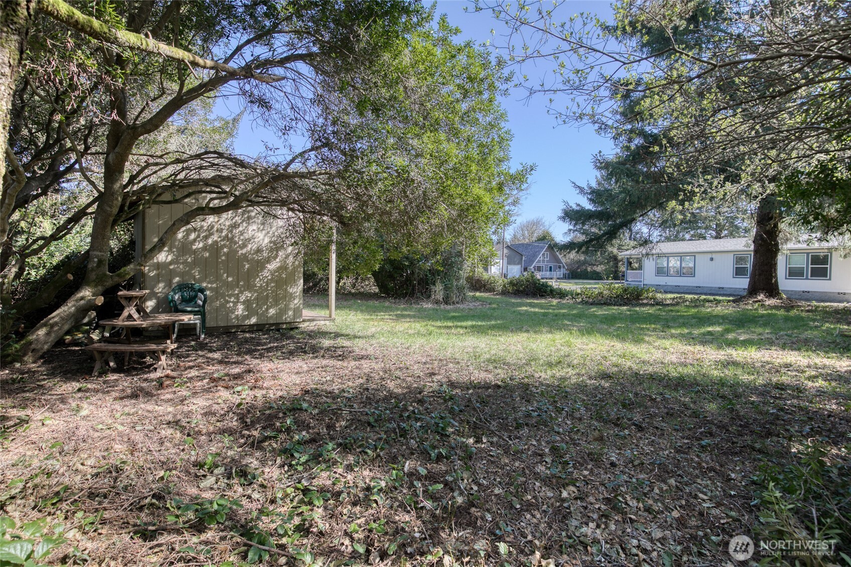 265 Wishkah Street Property Photo 6