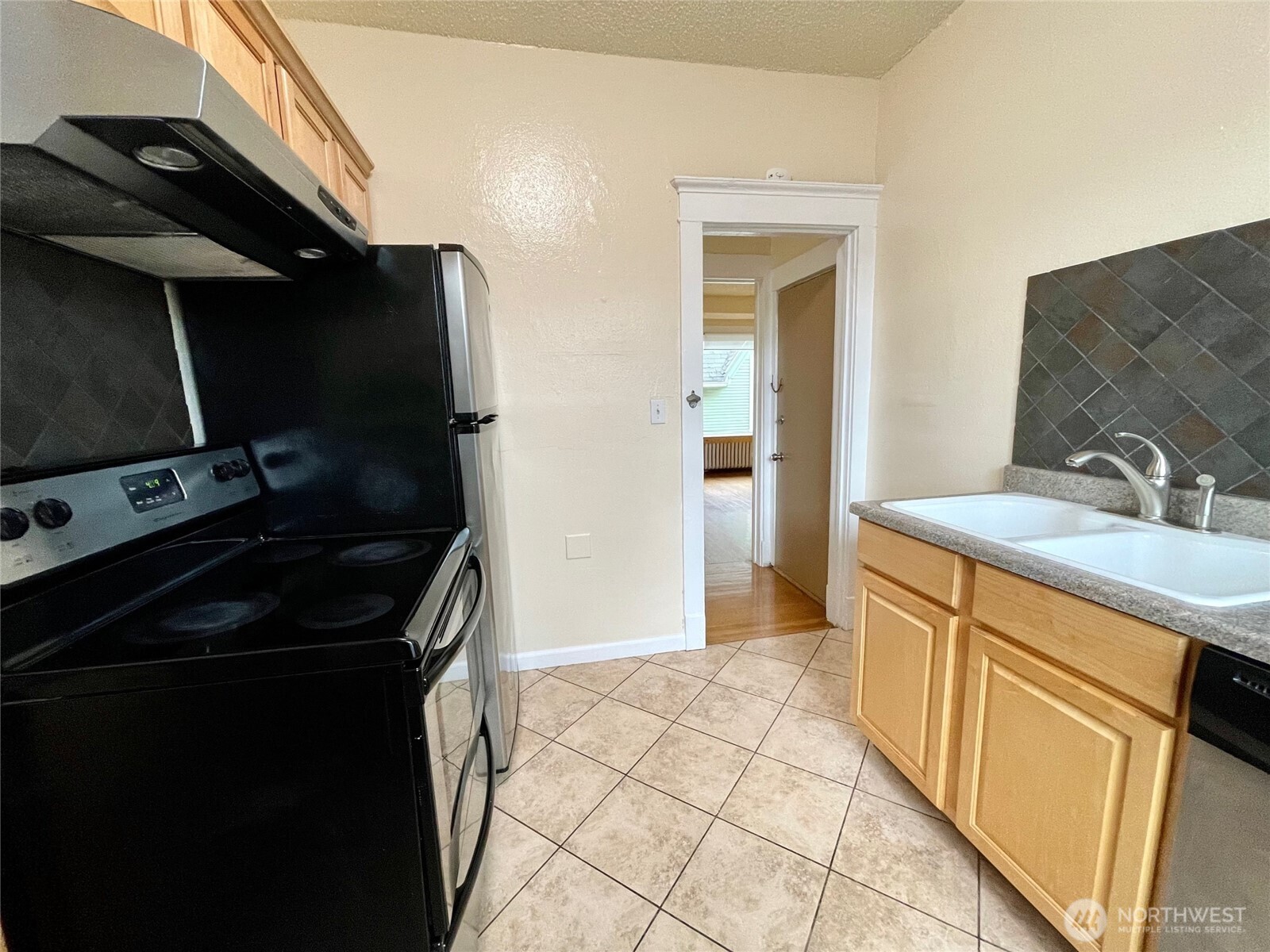 317 17th Avenue Property Photo 14