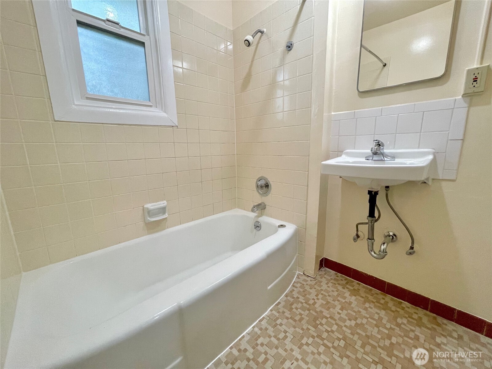 317 17th Avenue Property Photo 17