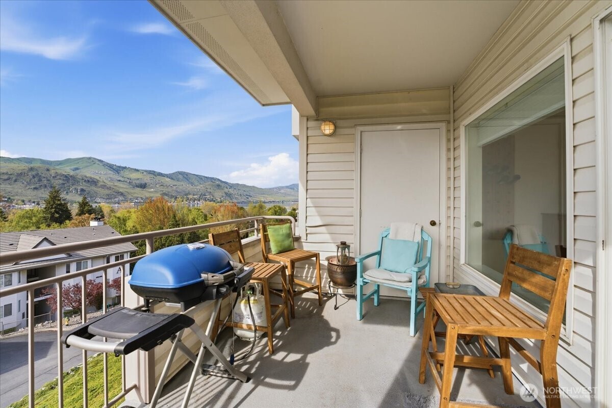 808 W Manson Highway D201 Property Photo 21