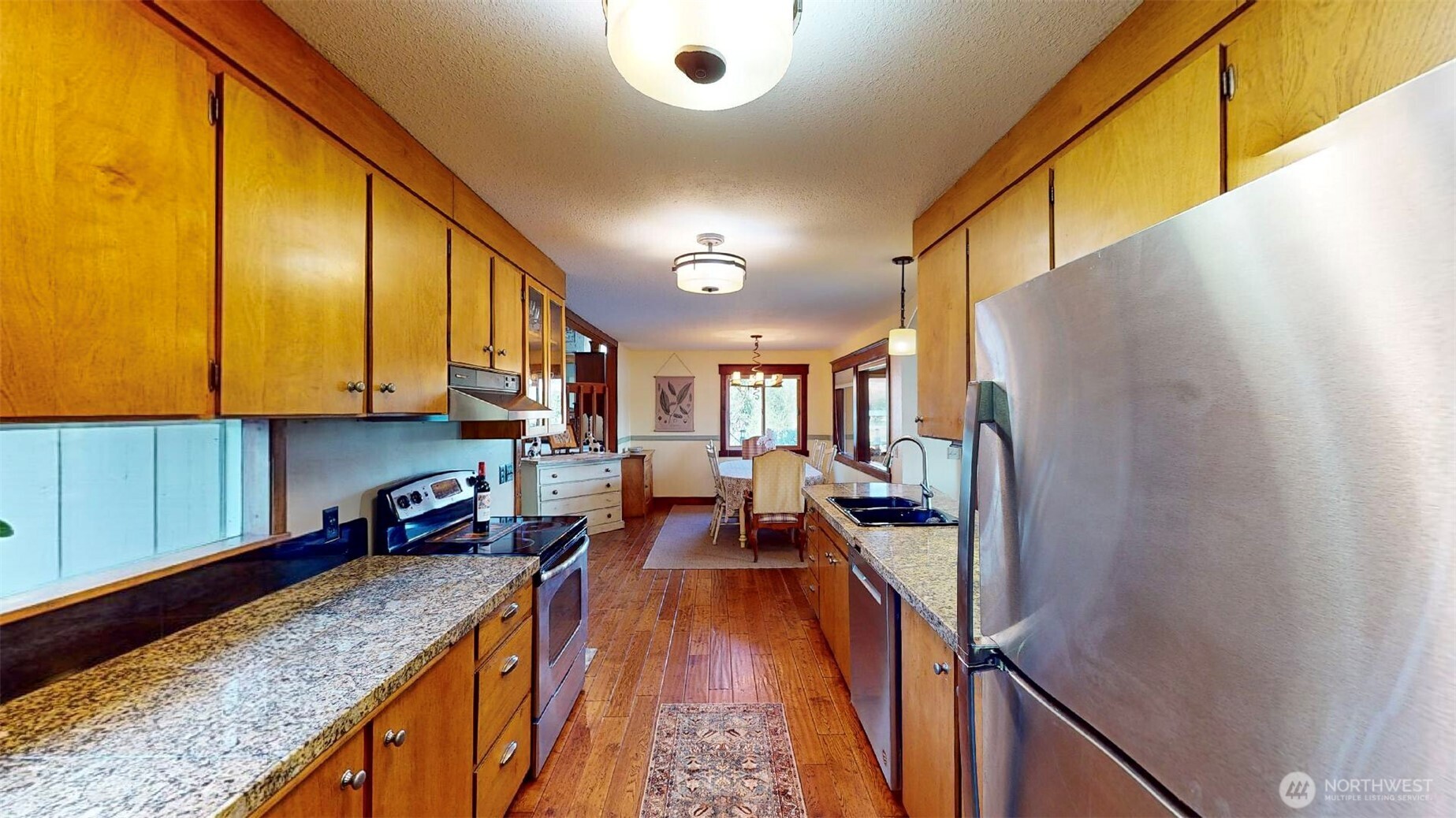 725 Okoma Drive Property Photo 11