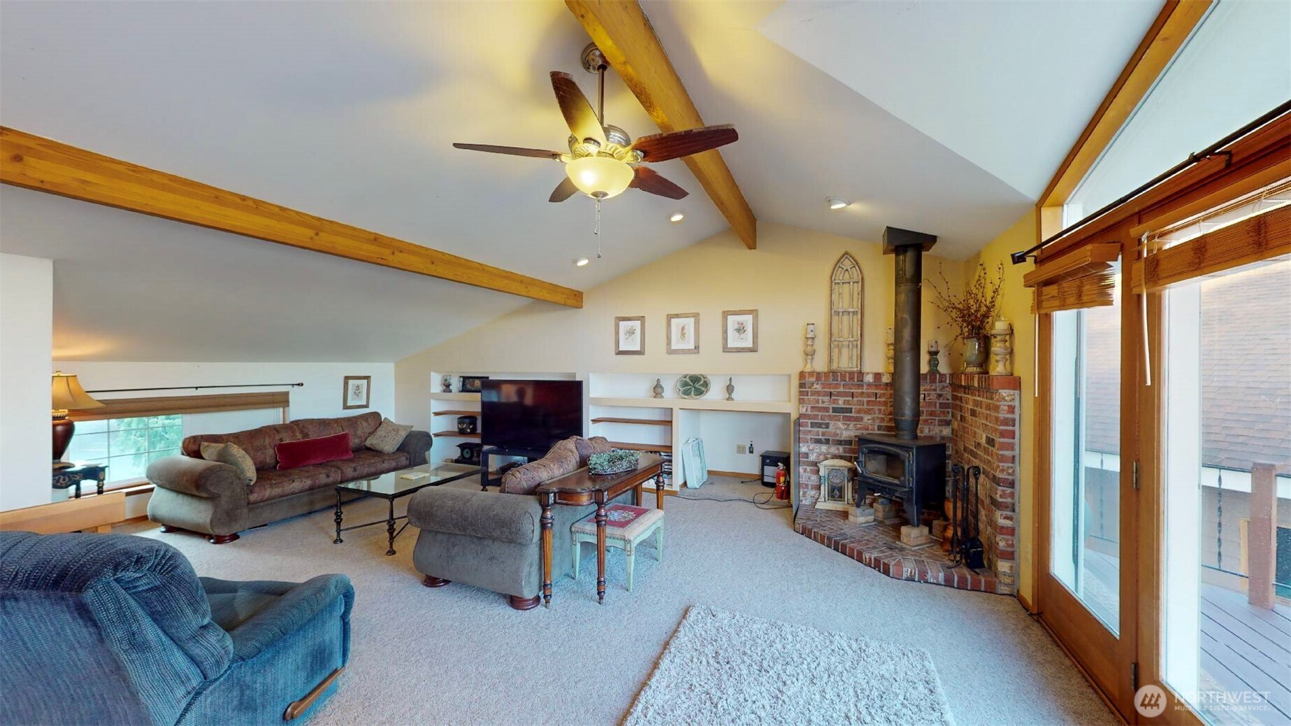 725 Okoma Drive Property Photo 15