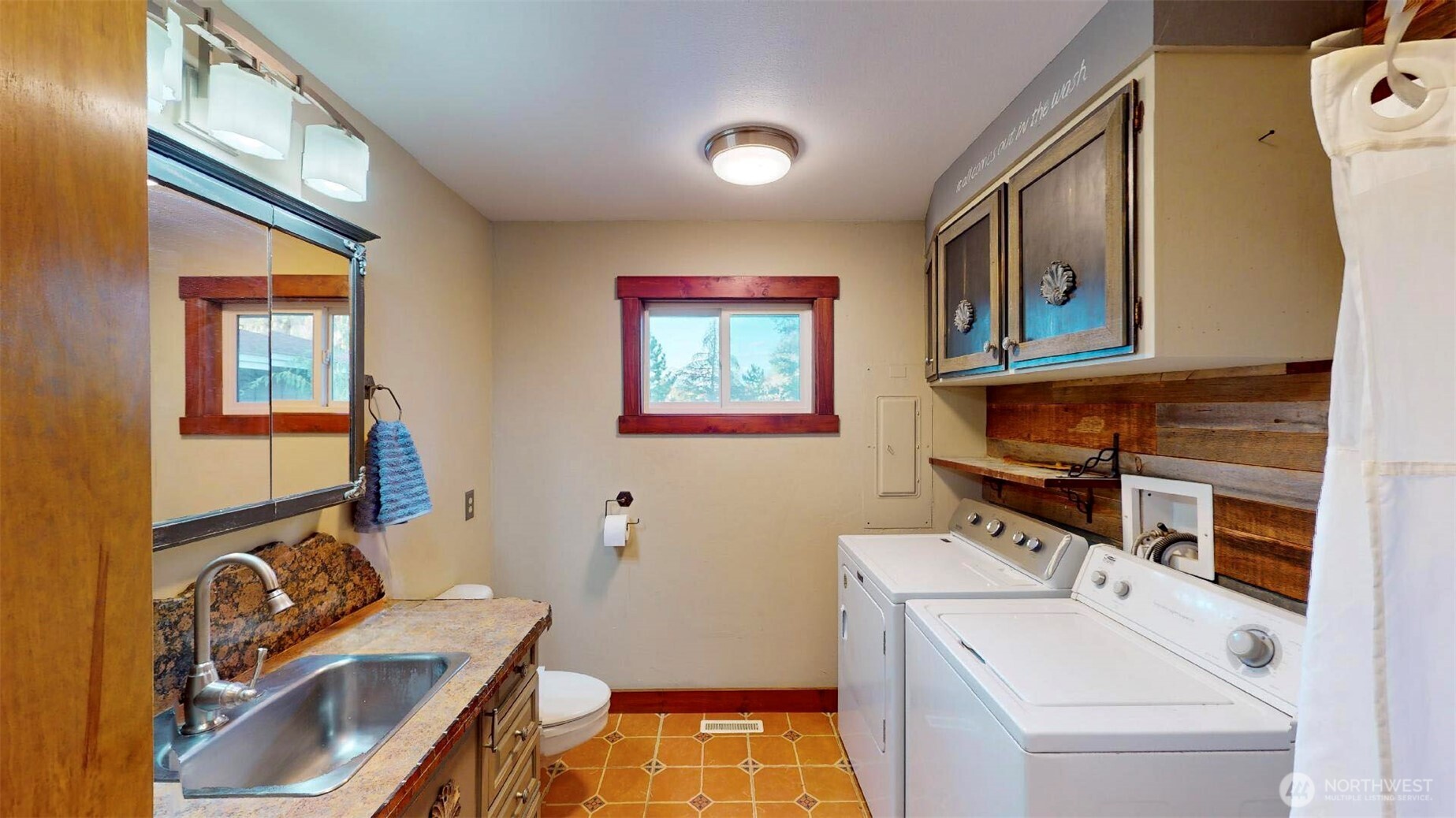 725 Okoma Drive Property Photo 26