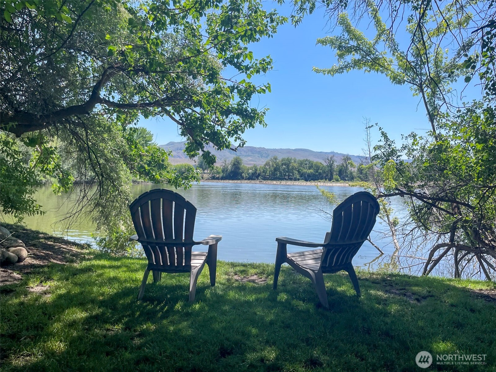 725 Okoma Drive Property Photo 33