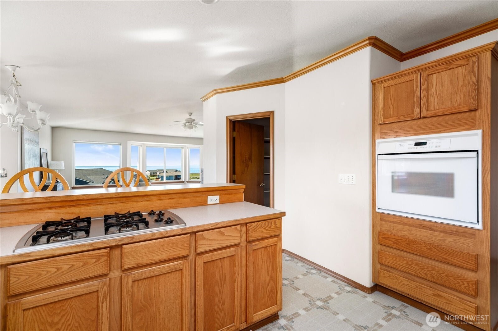648 Hacienda Drive Property Photo 17