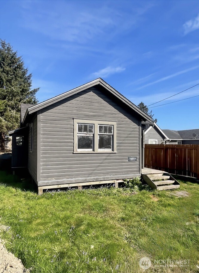 2900 Alexson Road Property Photo 2