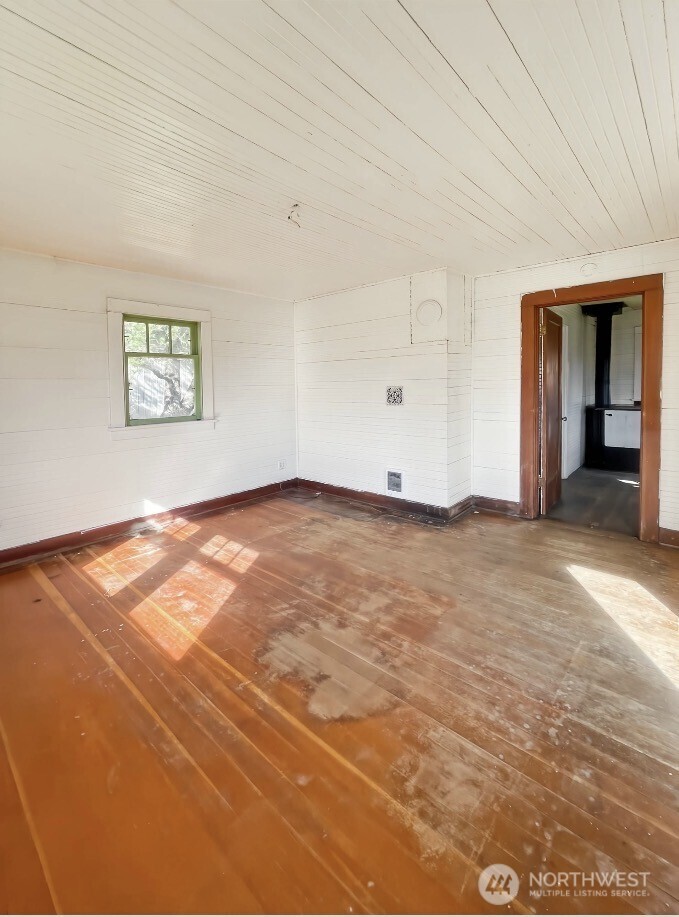 2900 Alexson Road Property Photo 5