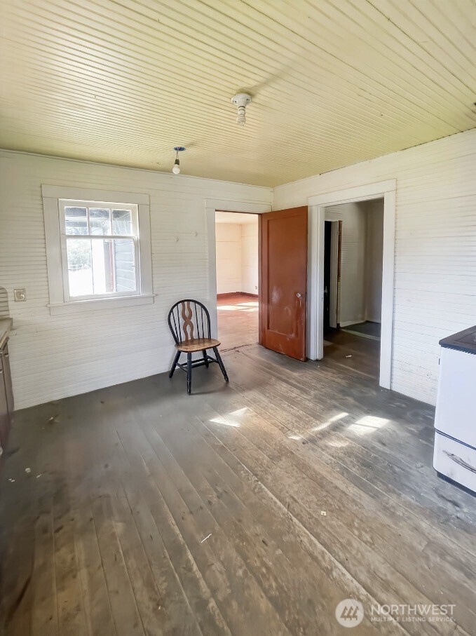 2900 Alexson Road Property Photo 11