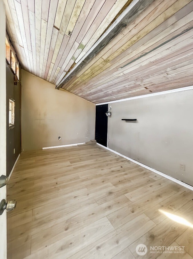 2900 Alexson Road Property Photo 16