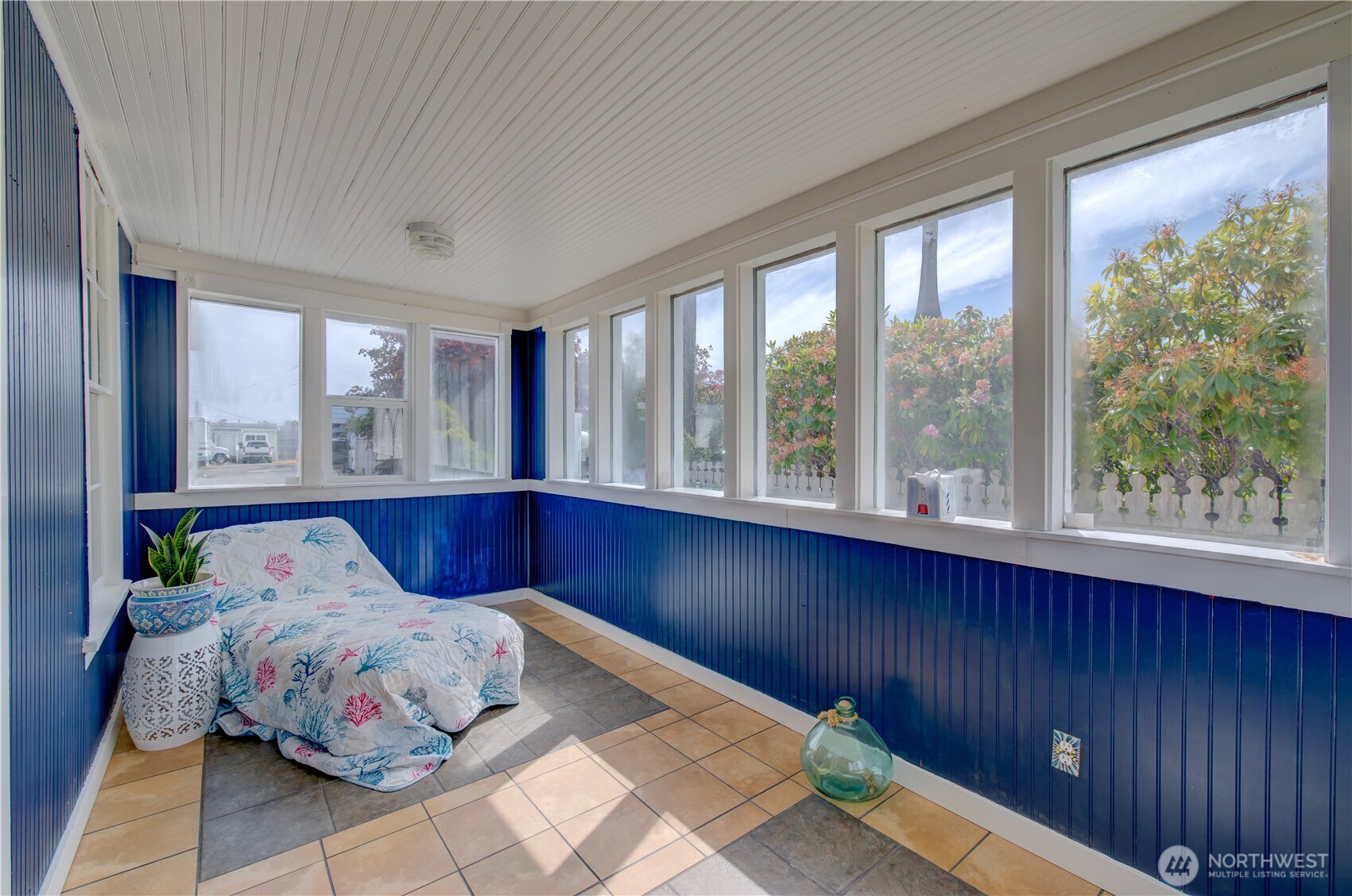 106 5th Street Property Photo 23