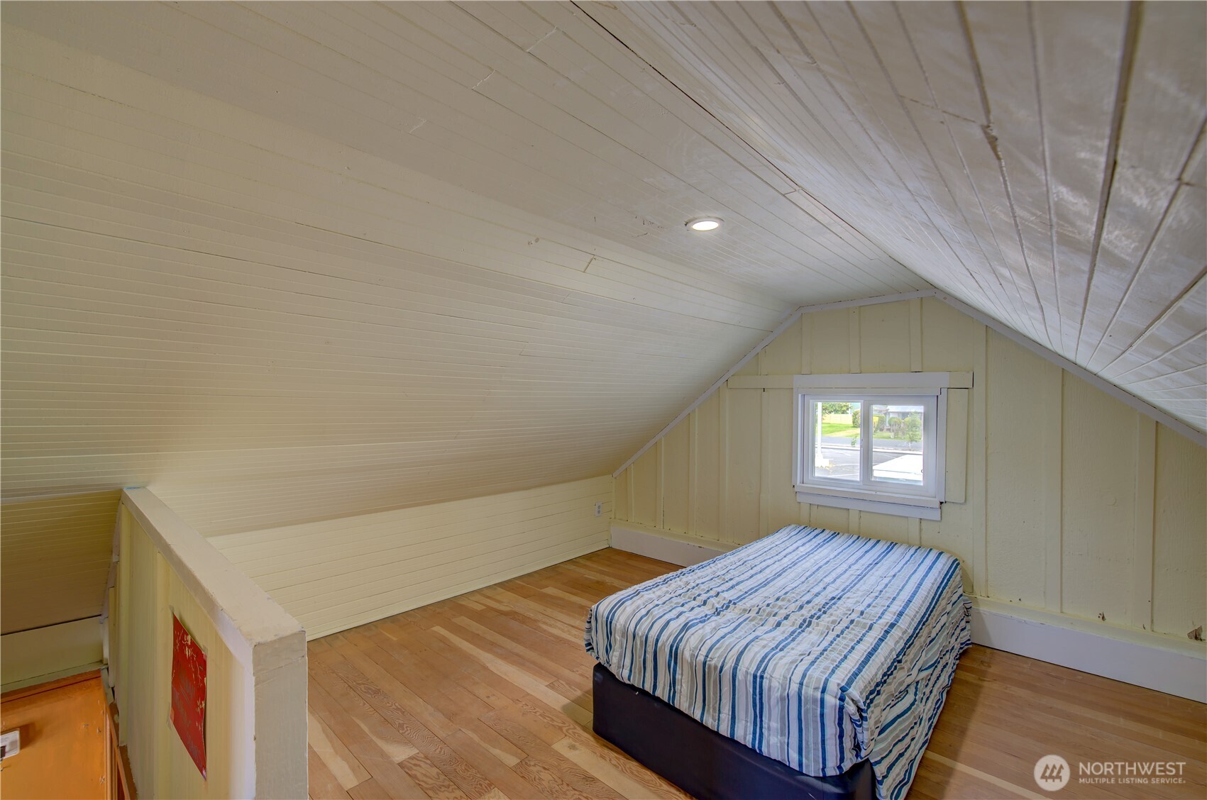 106 5th Street Property Photo 24