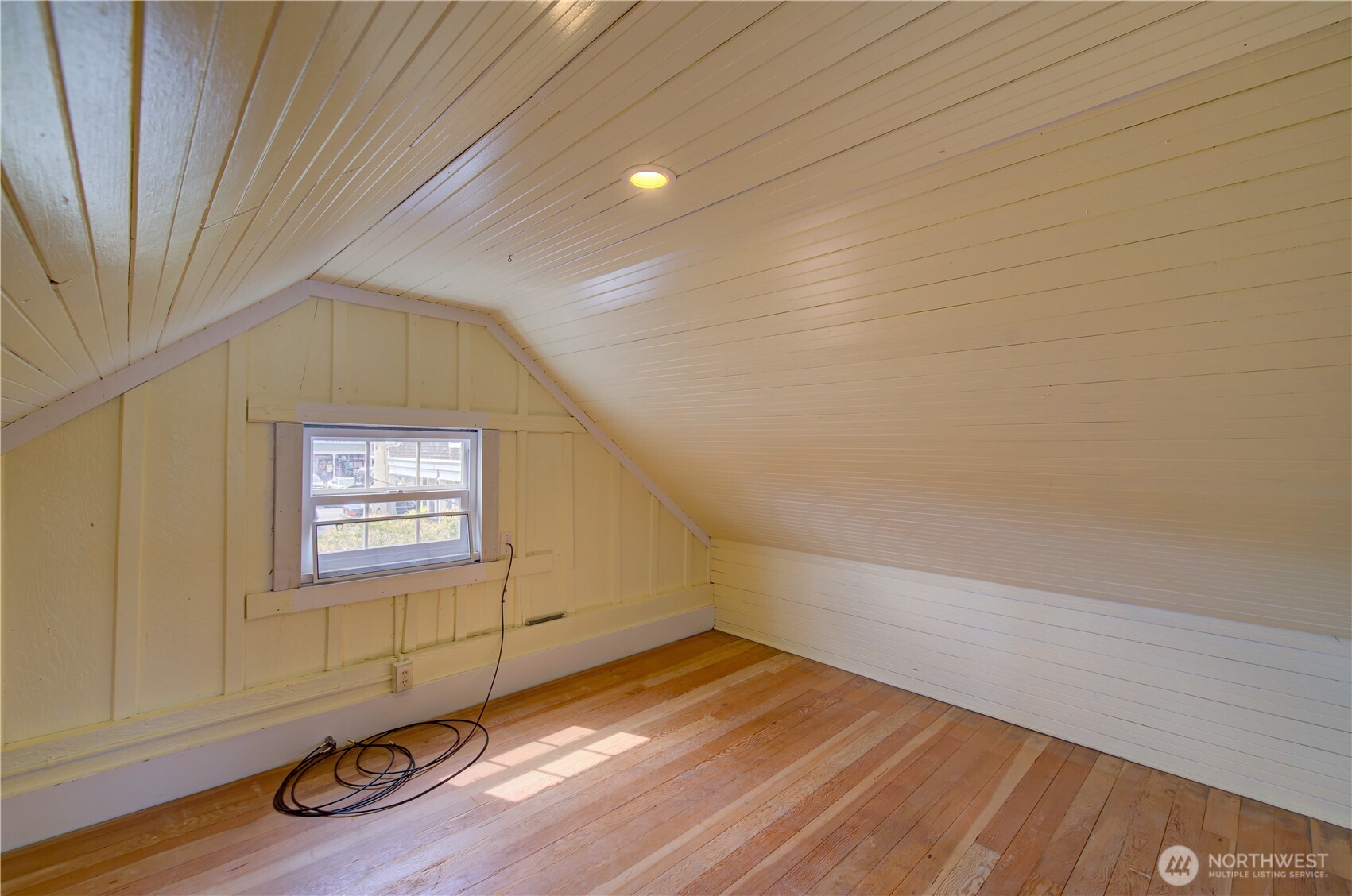 106 5th Street Property Photo 25