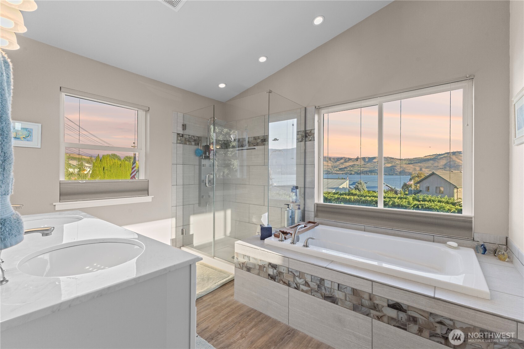 11 Lizzie Lane Property Photo 17