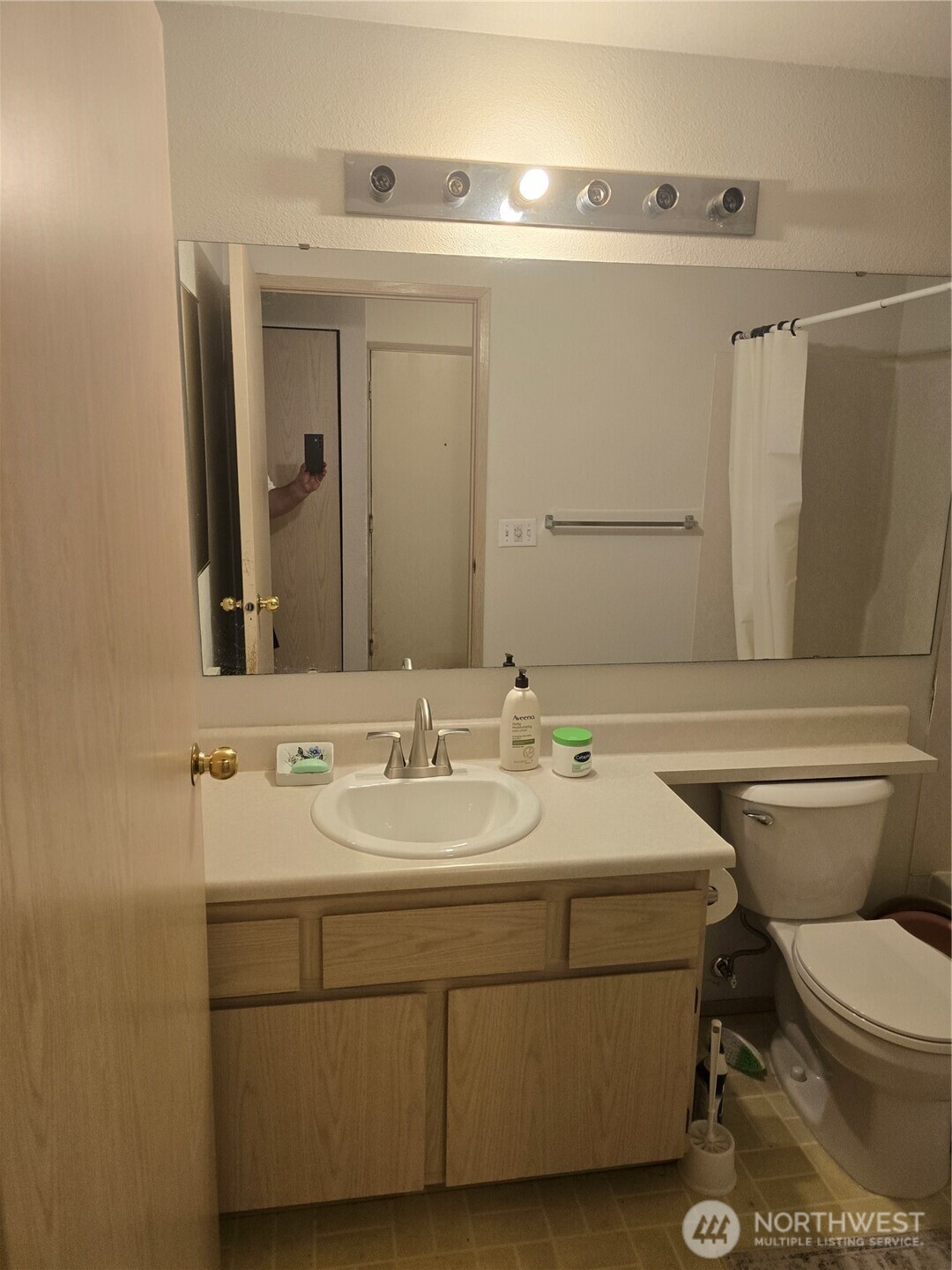 11002 Se Petrovitsky Road F103 Property Photo 16