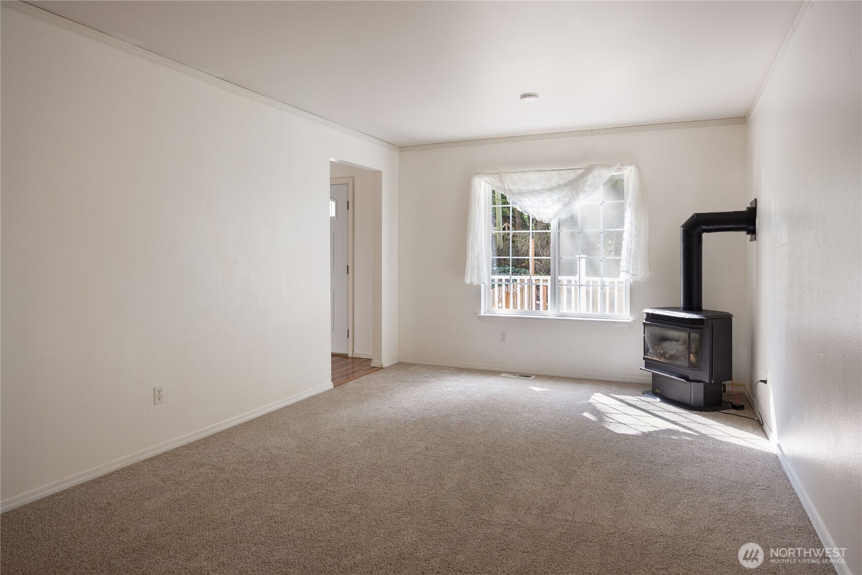 2275 Northlake Way Property Photo 8