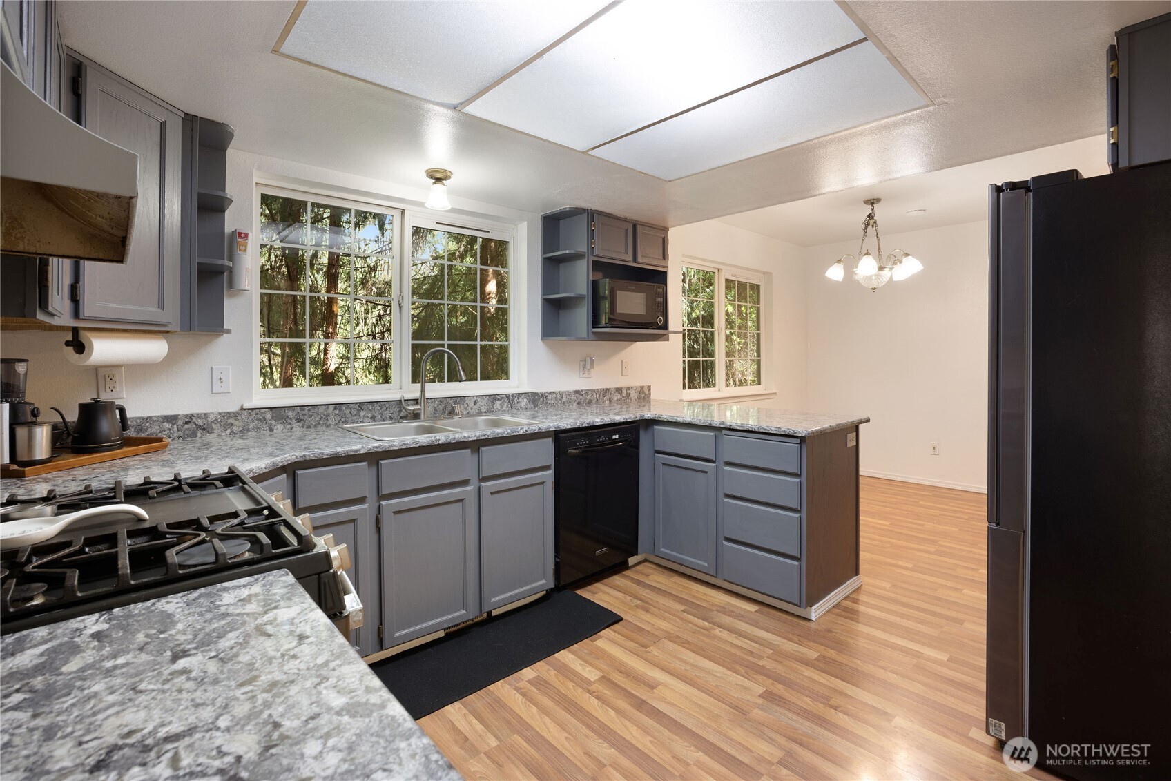 2275 Northlake Way Property Photo 10