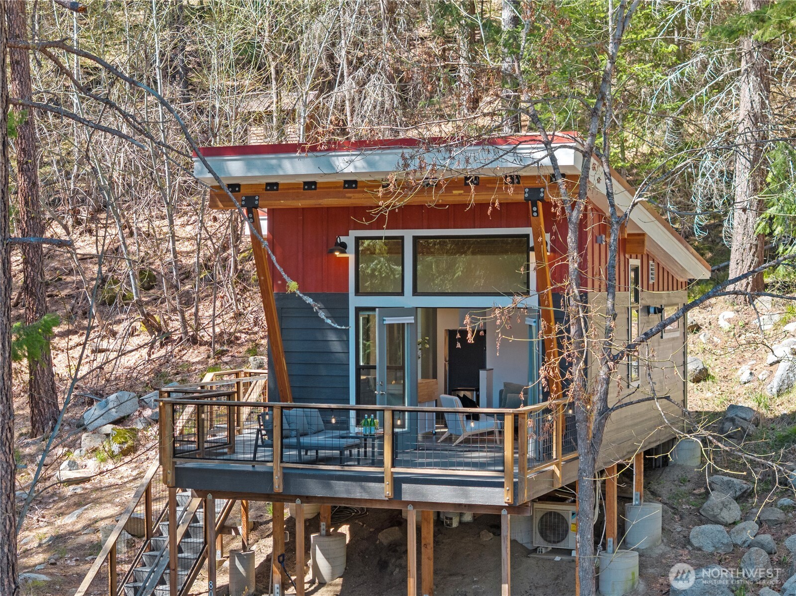 8056 Bayne Road Property Photo 1