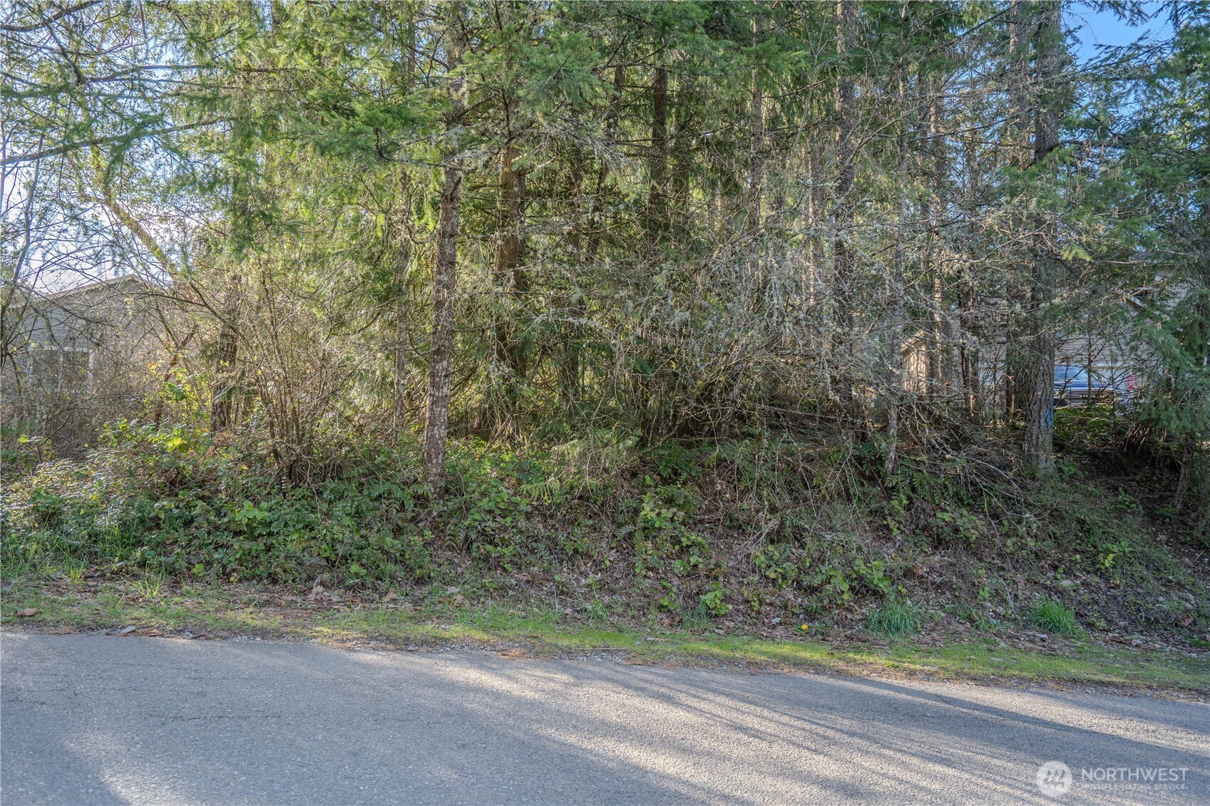 22025 Blue Water Drive Property Photo 1