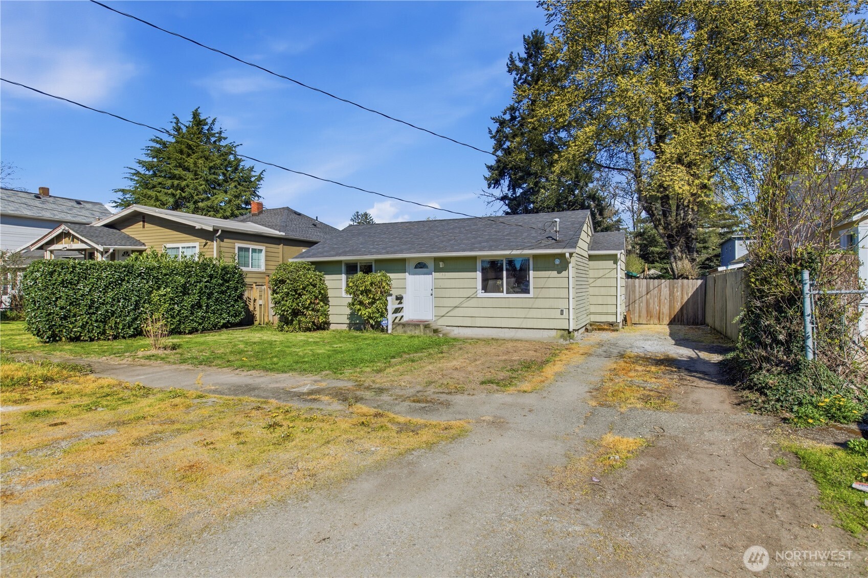 516 6th Ave Property Photo 5