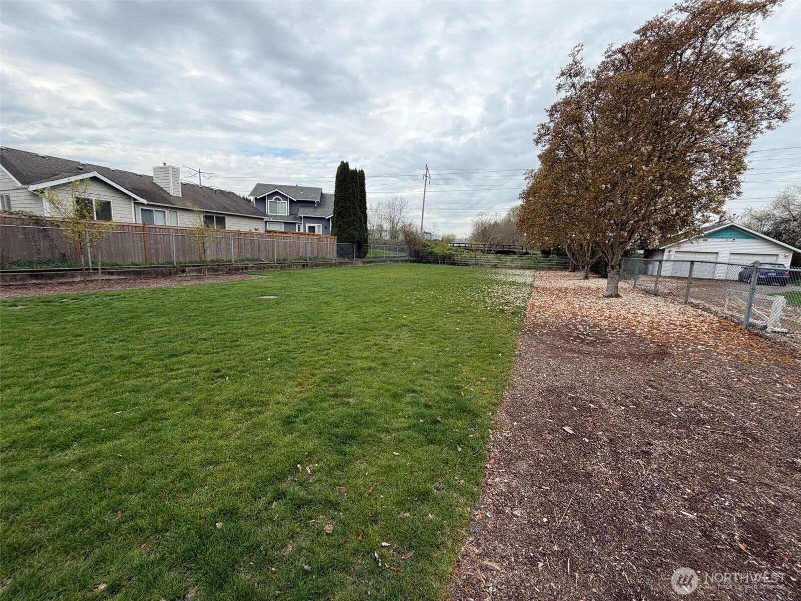 516 6th Ave Property Photo 28