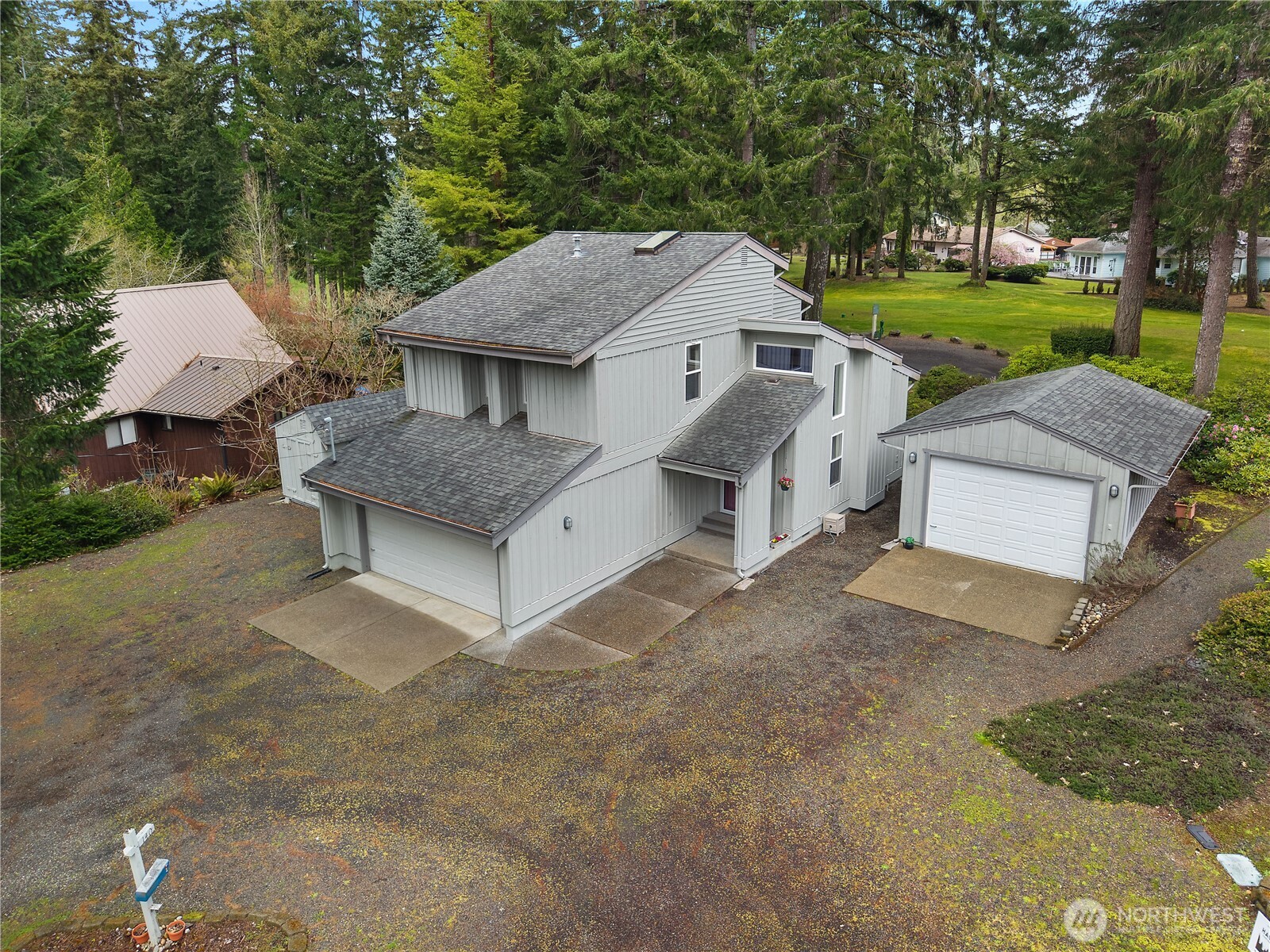 140 E Saint Andrews Drive Property Photo 1