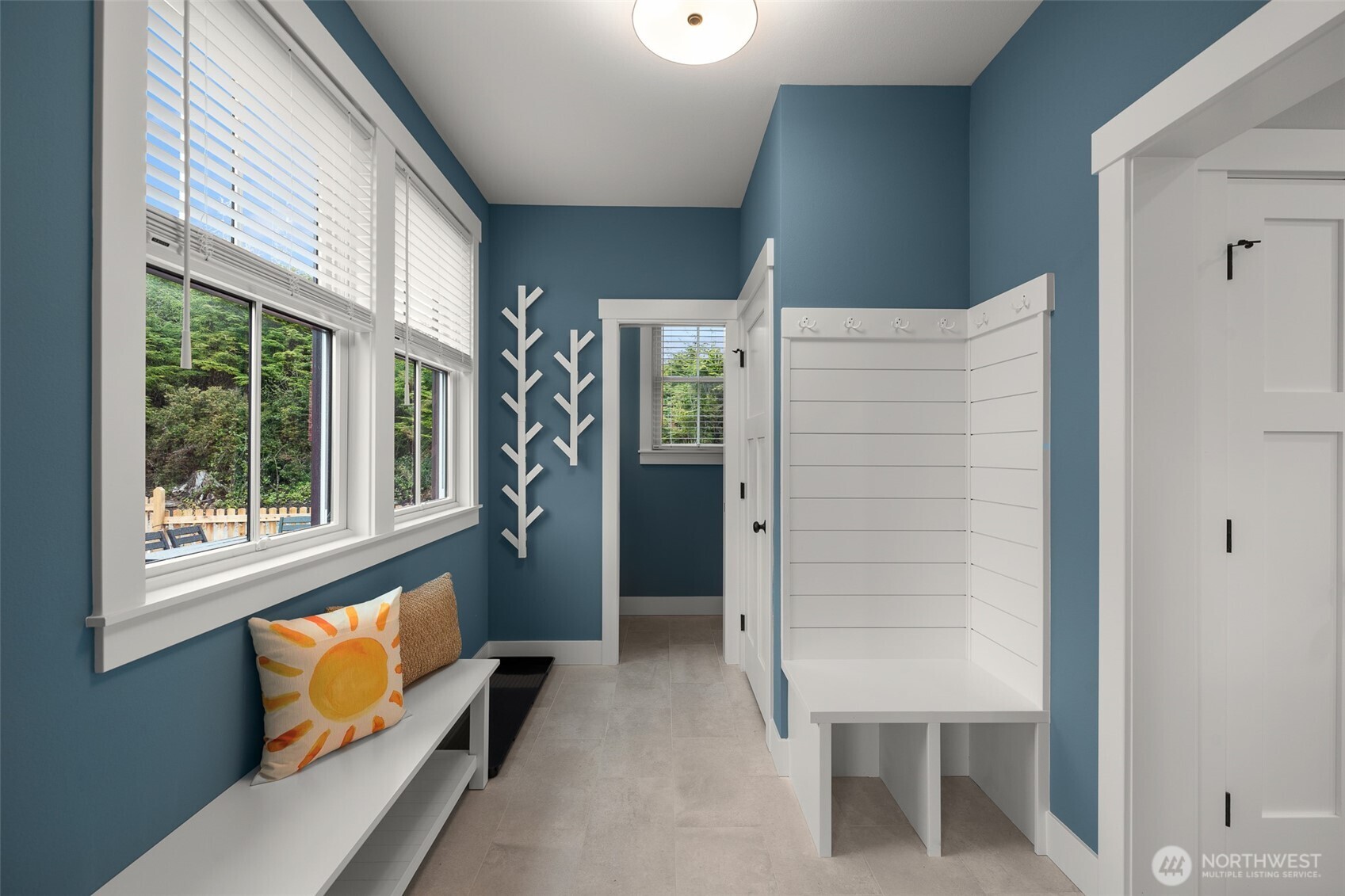 367 Compass Street Property Photo 13