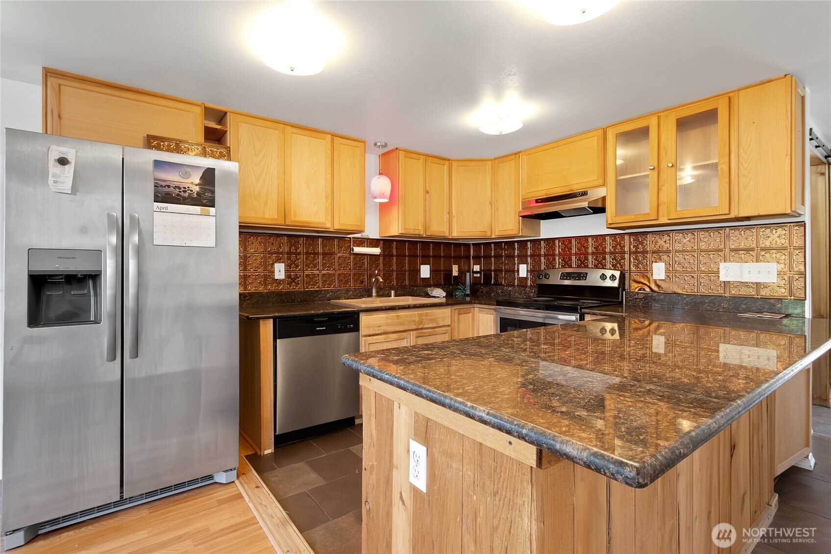 816 299th Street Property Photo 3