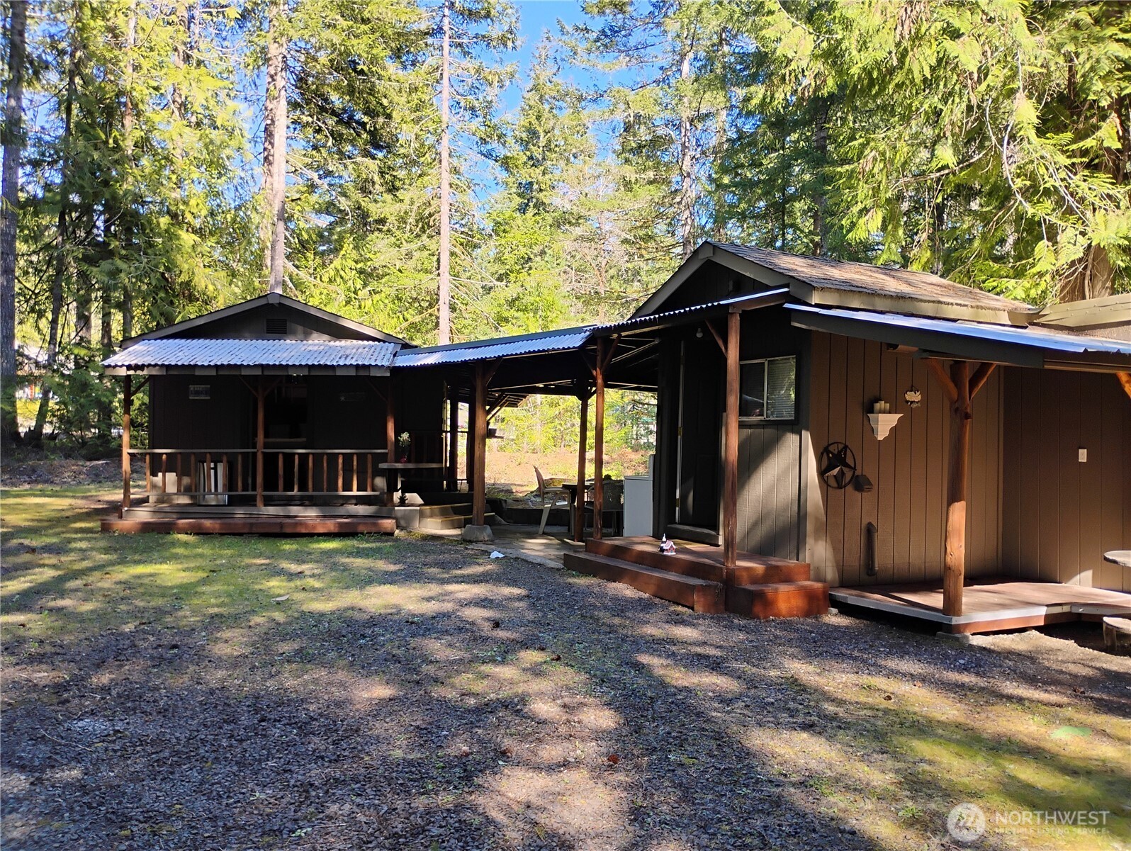 11 E N Duckabush Dr Property Photo 1