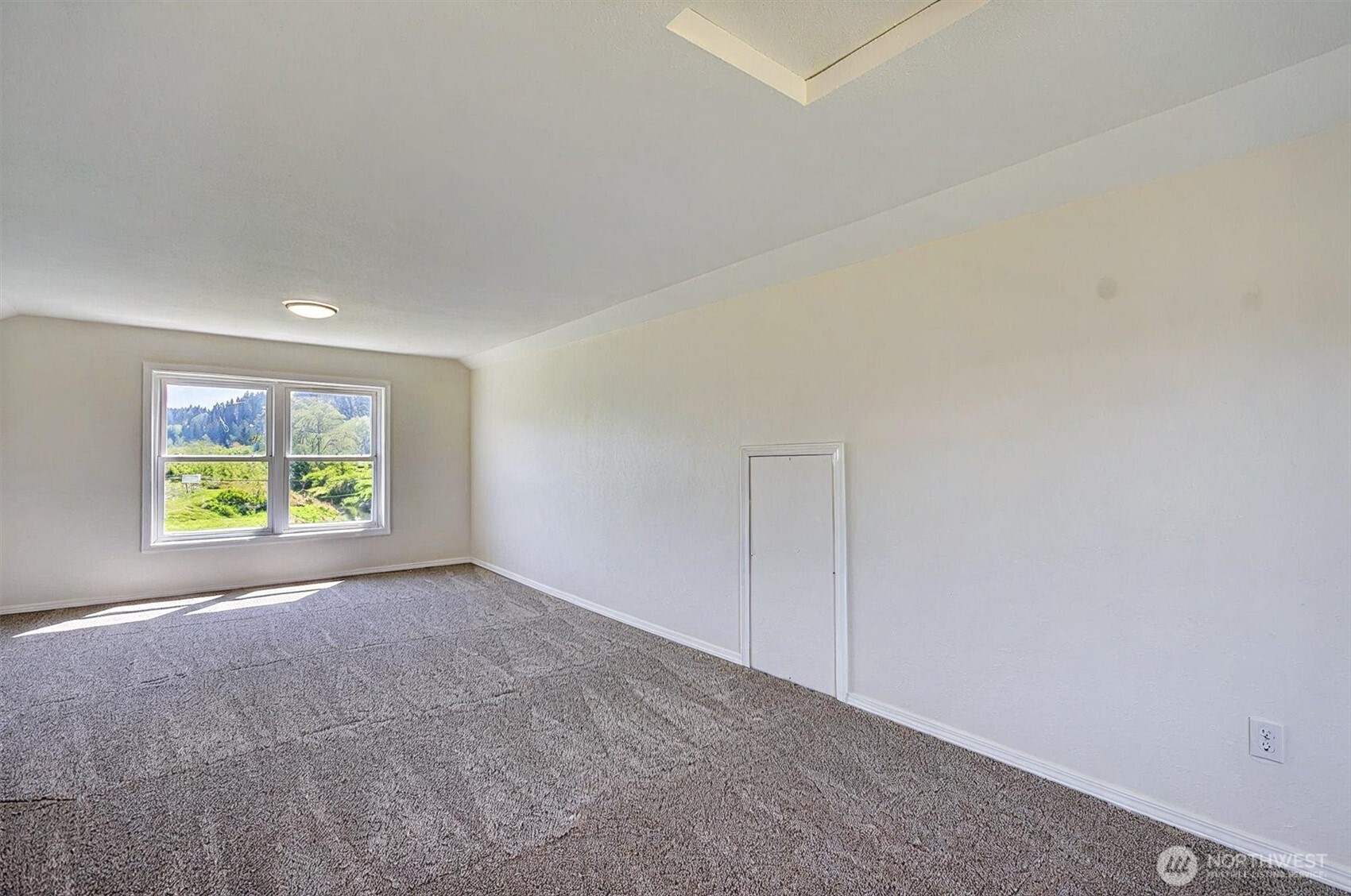 1710 W State Route 4 Property Photo 12