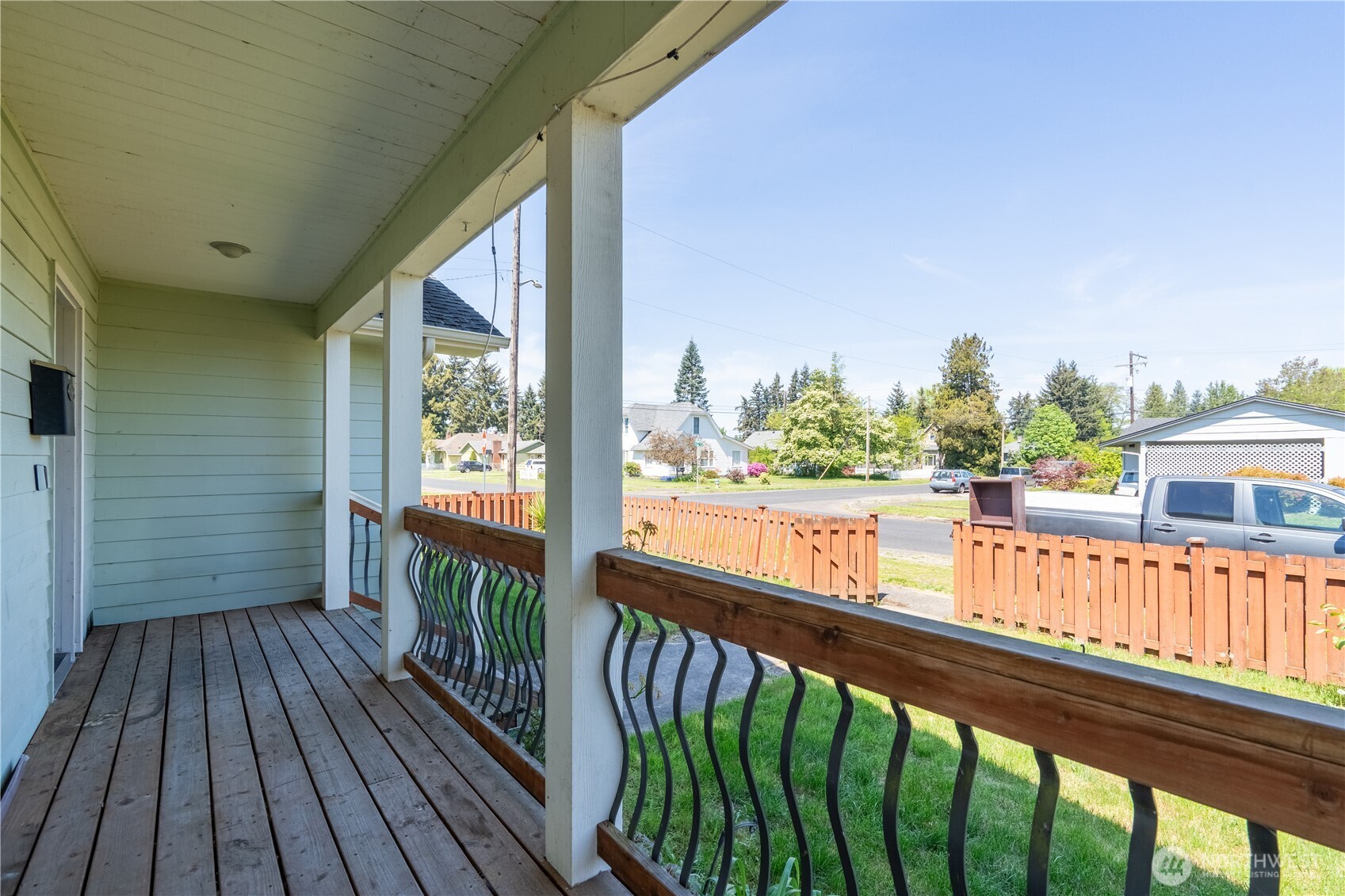 928 W Cherry Street Property Photo 5