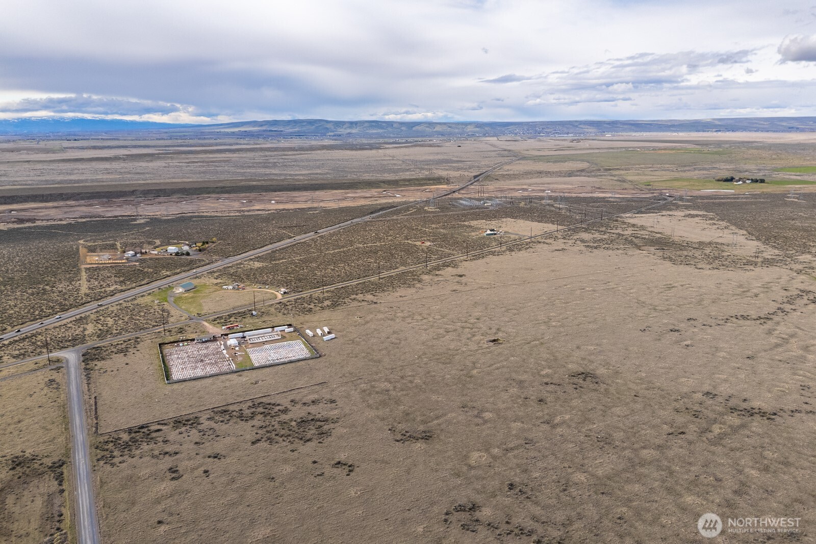 11061 Ne Neppel Road Property Photo 14