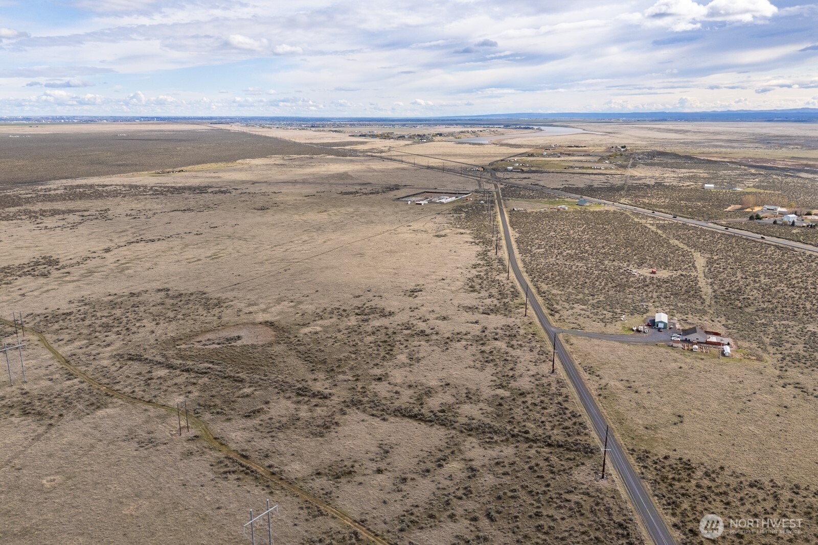 11061 Ne Neppel Road Property Photo 15
