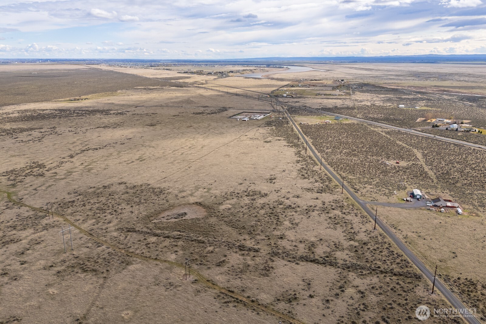 11061 Ne Neppel Road Property Photo 16